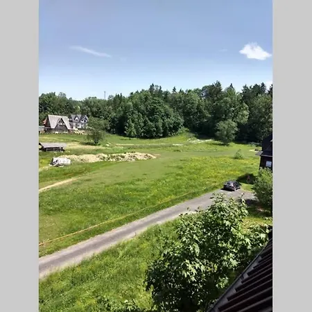 アパート White ビャウィ・ドゥナイェツ